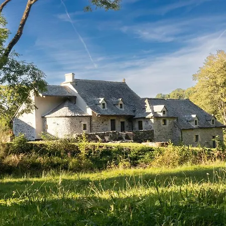 Charmante Maison De Montagne Renovee, Peche Et Randonnee Au Cantal, 6 Pers, Equipe - Fr-1-742-518 Semesterbostad Valette
